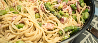 Parsa pekoni pasta tankoparsasta ja pekonista